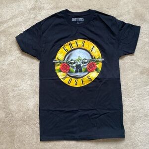 Mens Medium Guns N Roses Tee Shirt NEW!